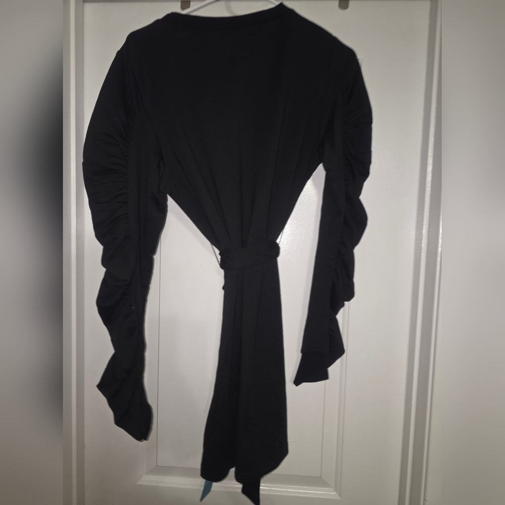 π€ CUPSHE Black Ruched Sleeve Tie Waist Dress β’ Medium β’ NWT - Picture 4 of 4